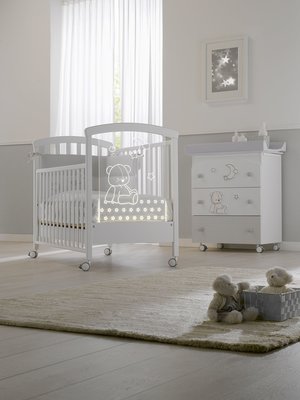 Детская кроватка Erbesi Stella Light LED